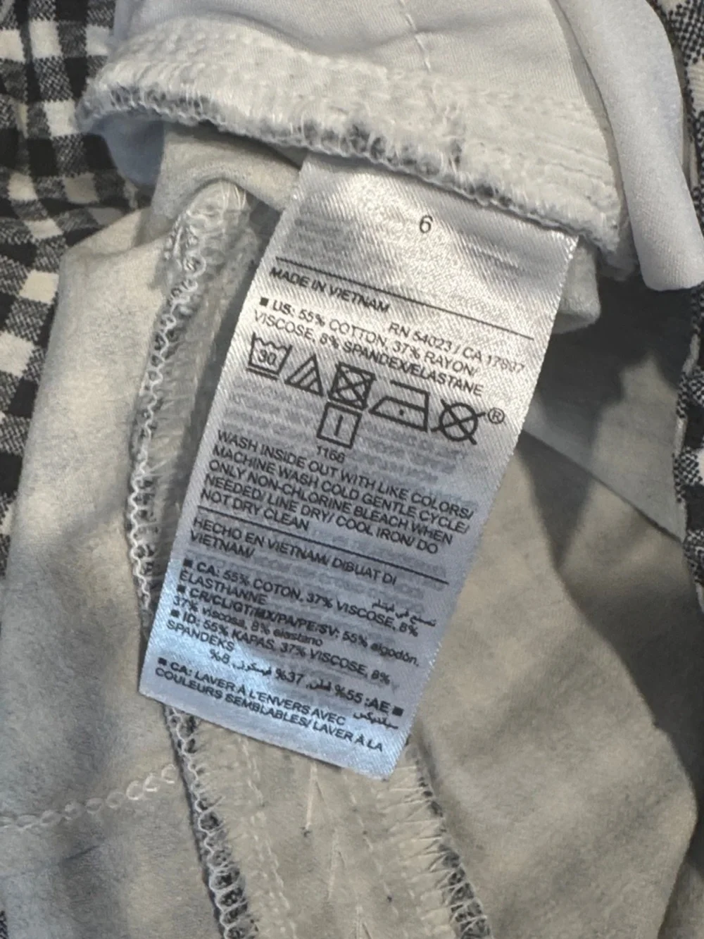 Old Navy Black and White Gingham Shorts - Picture 6 of 6